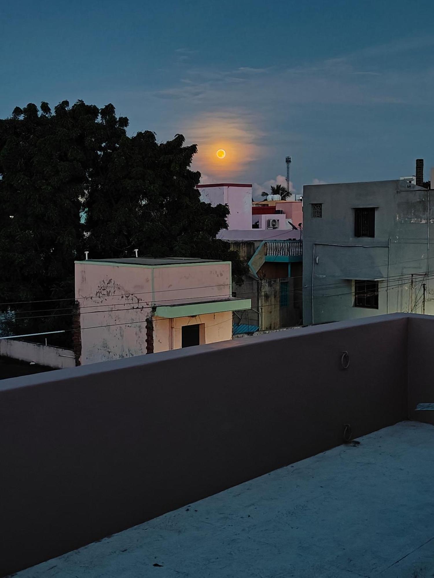 Guru Krupa Home Stay Tiruvannāmalai Dış mekan fotoğraf
