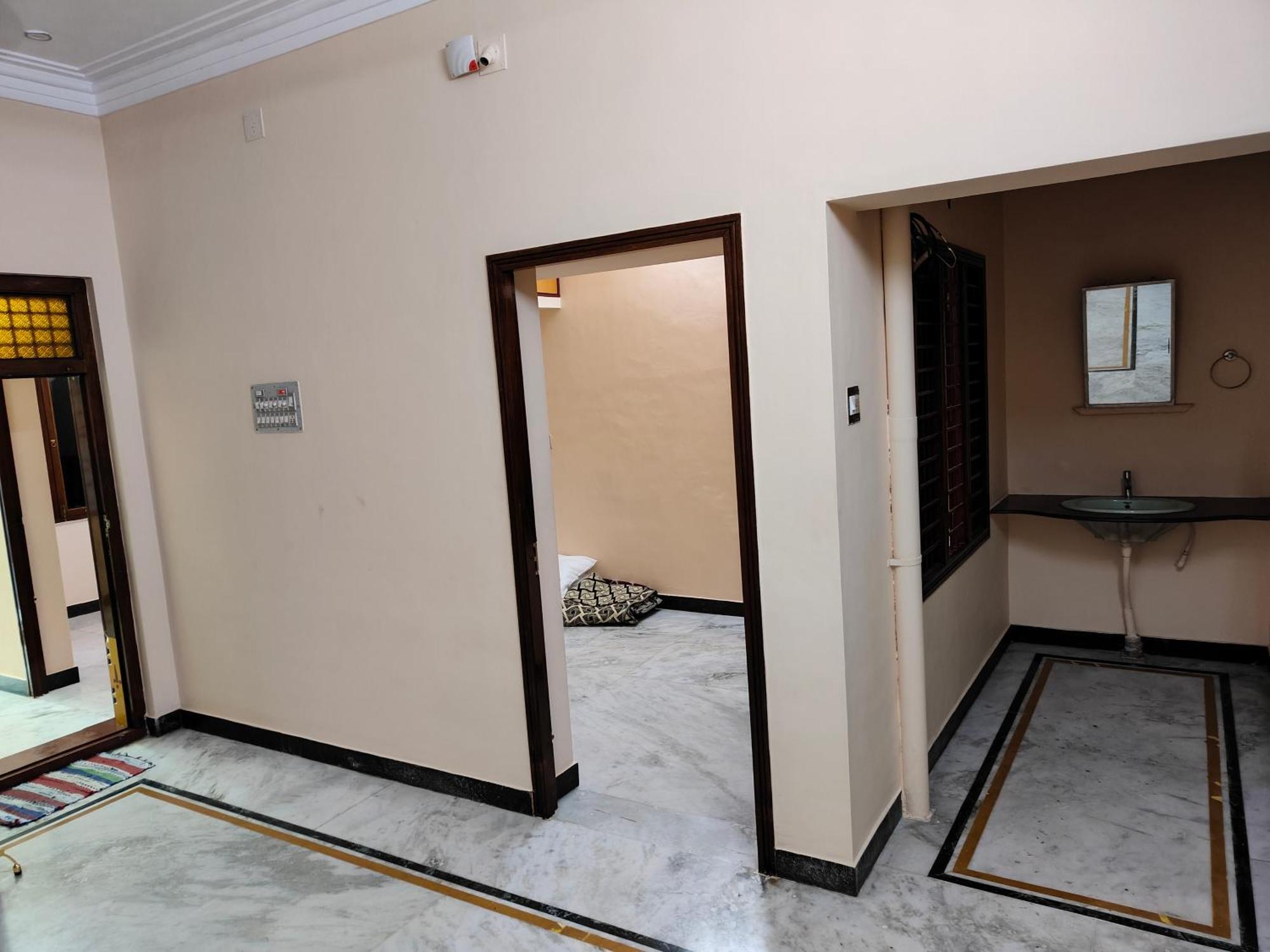 Guru Krupa Home Stay Tiruvannāmalai Dış mekan fotoğraf